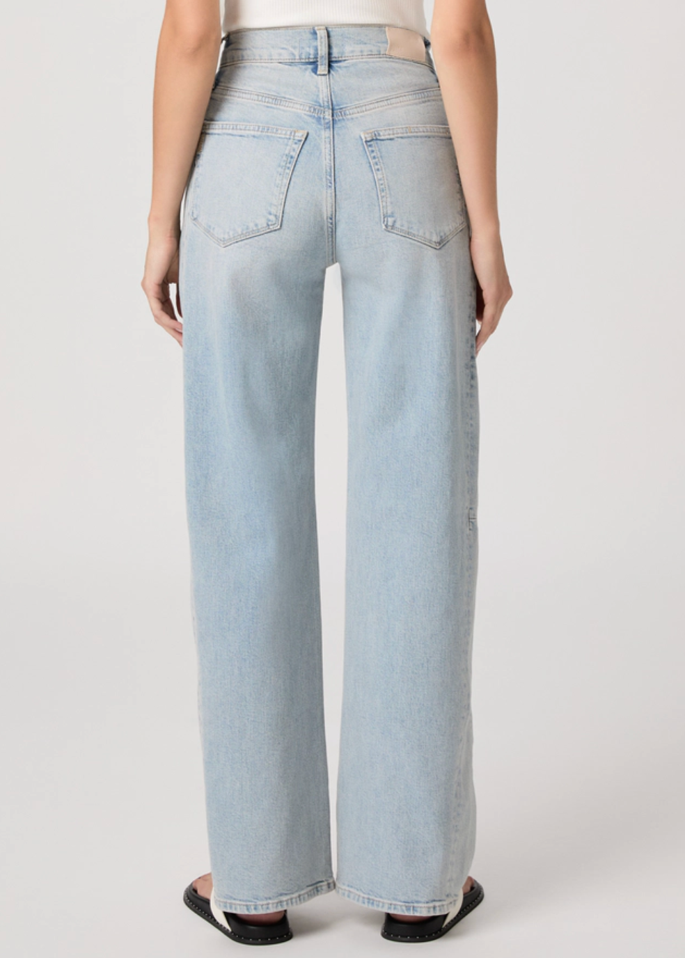 Arellia Skimmer W/ Outseam Panels