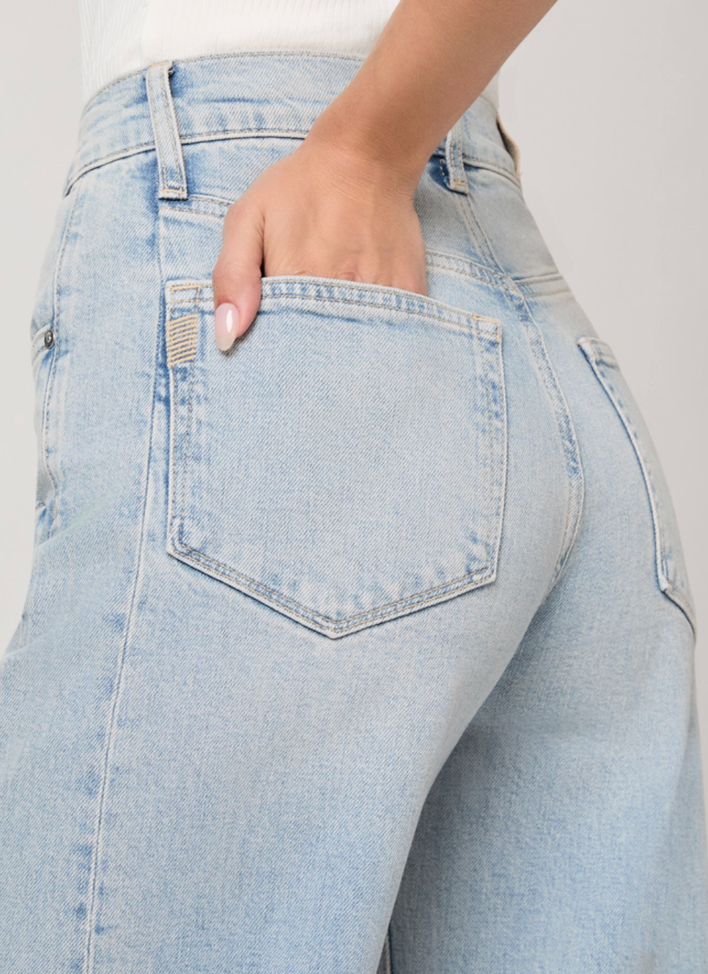 Arellia Skimmer W/ Outseam Panels